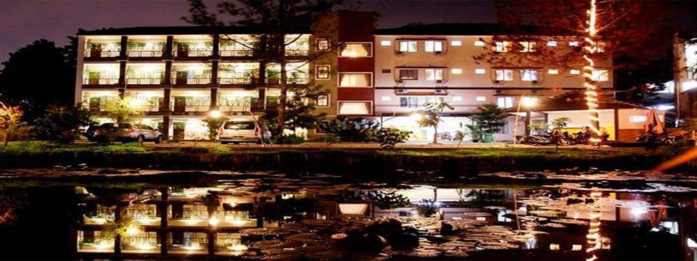 Hotel Lotus Bandung Luaran gambar