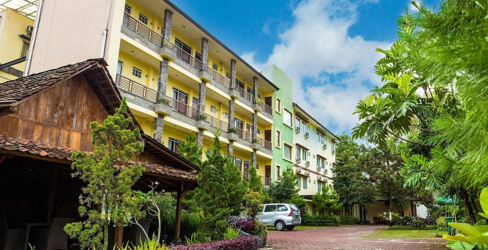 Hotel Lotus Bandung Luaran gambar