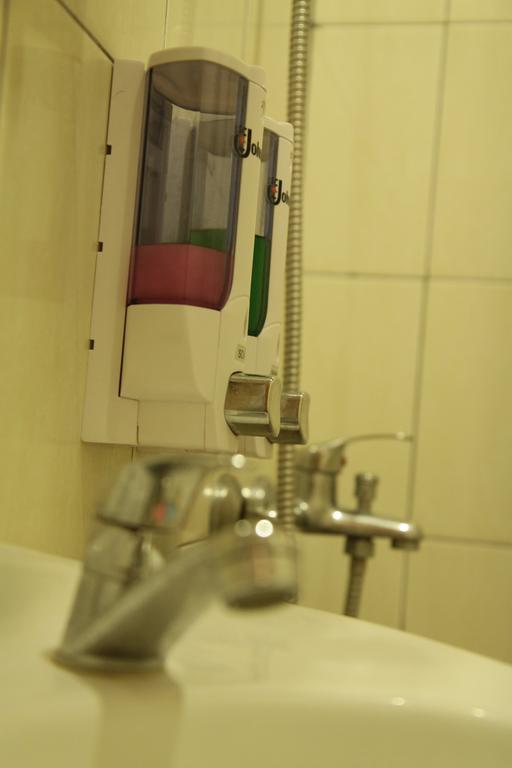 Hotel Lotus Bandung Bilik gambar