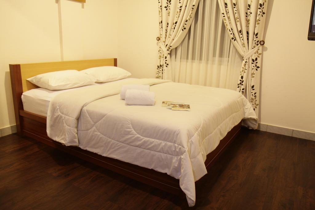 Hotel Lotus Bandung Bilik gambar