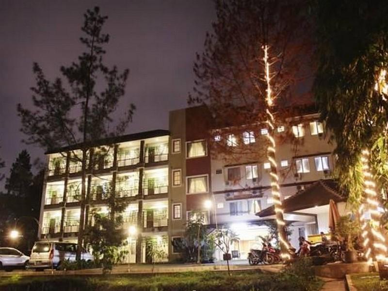 Hotel Lotus Bandung Luaran gambar