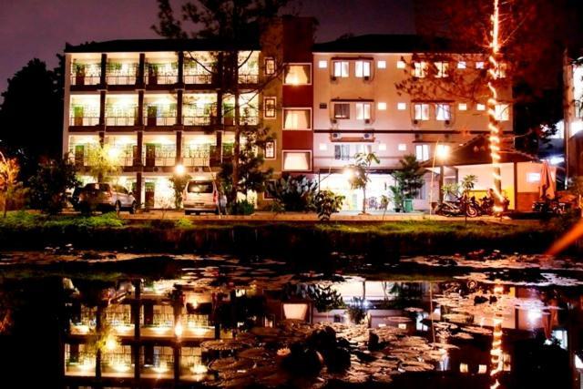 Hotel Lotus Bandung Luaran gambar