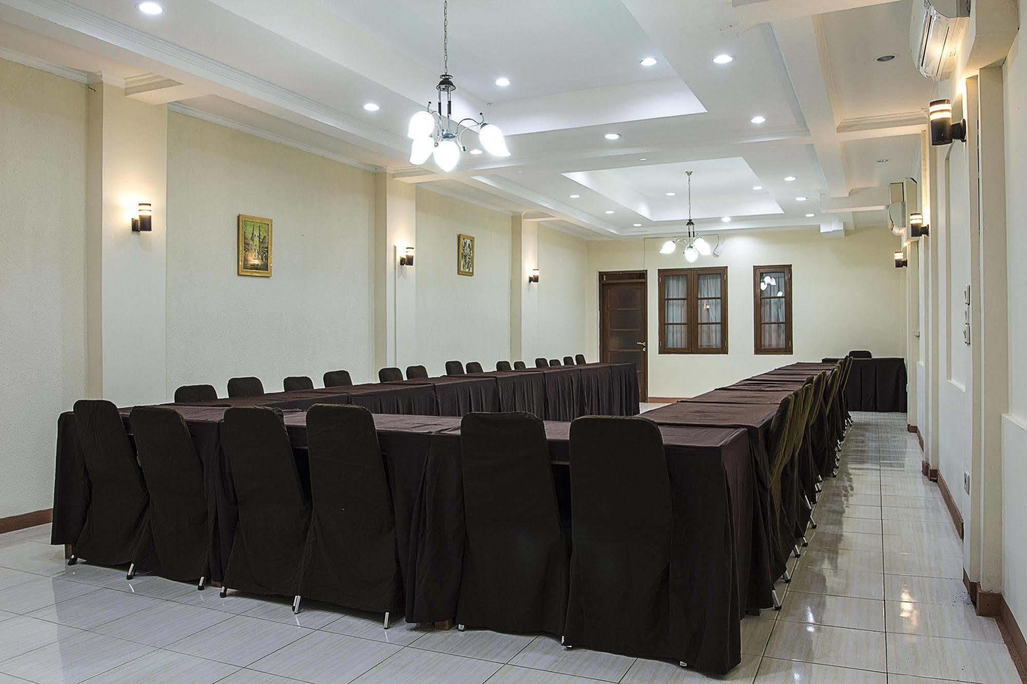 Hotel Lotus Bandung Luaran gambar