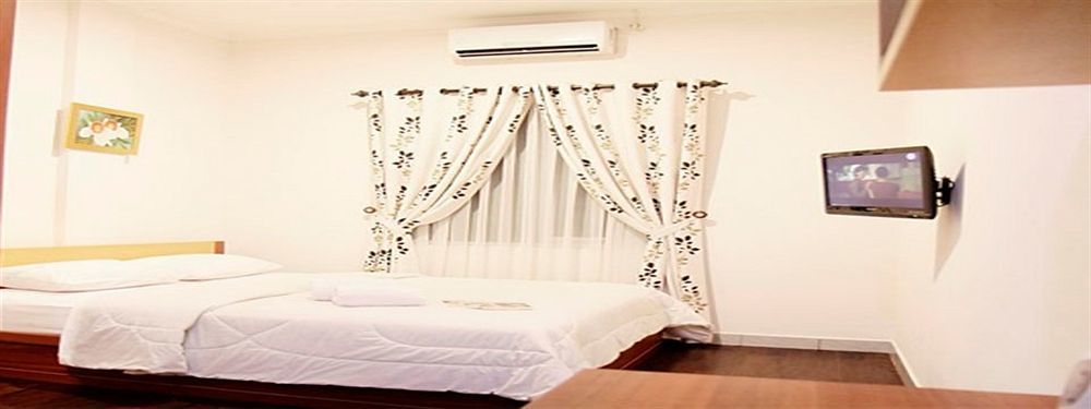 Hotel Lotus Bandung Luaran gambar